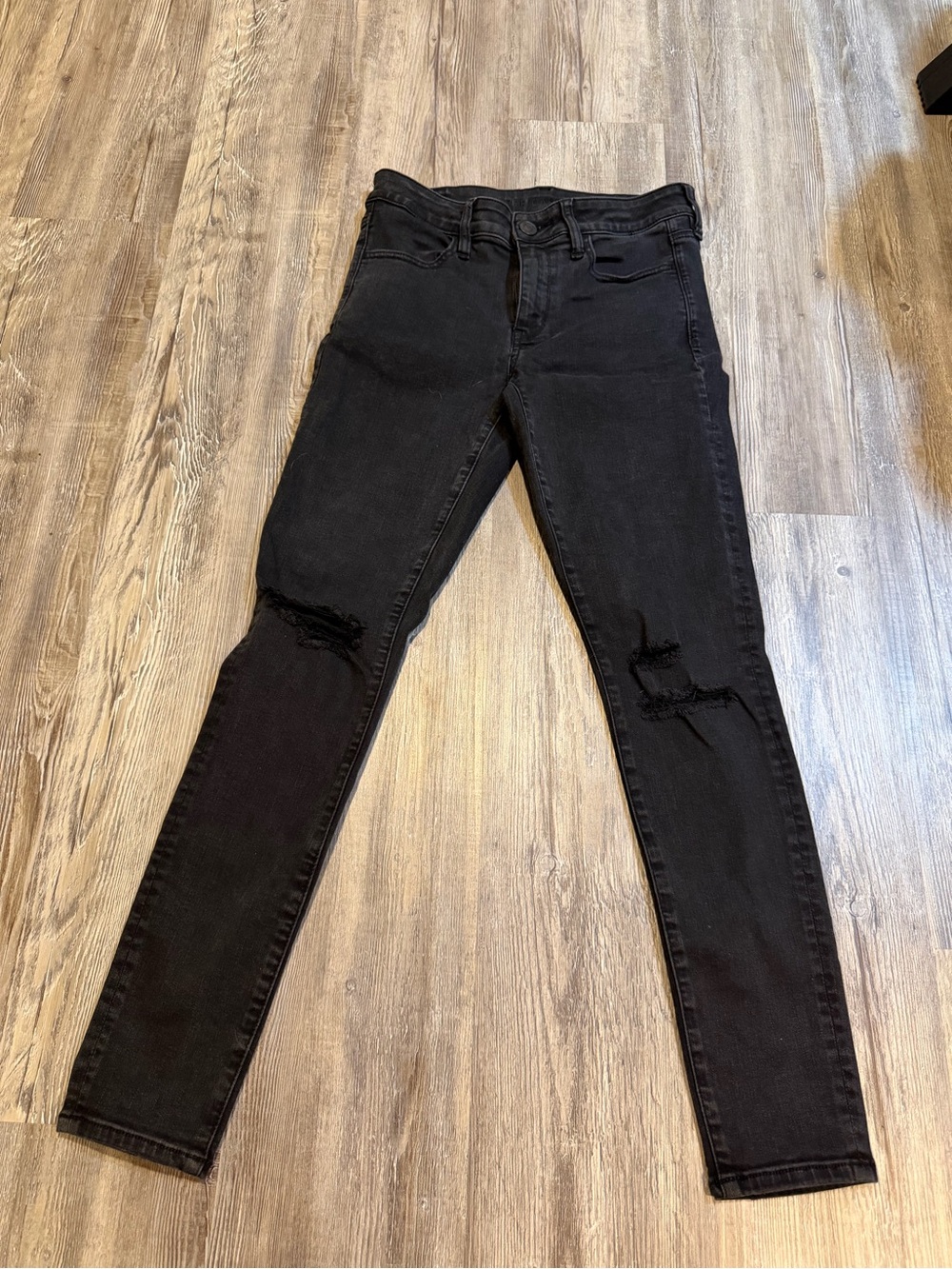Good American Women’s dark grey Distressed Skinny Jeans size 6